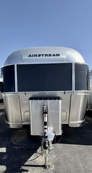 2026 Airstream Flying Cloud® 25FB