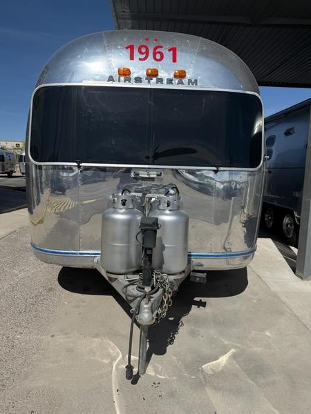 1972 Airstream Ambassador 29'