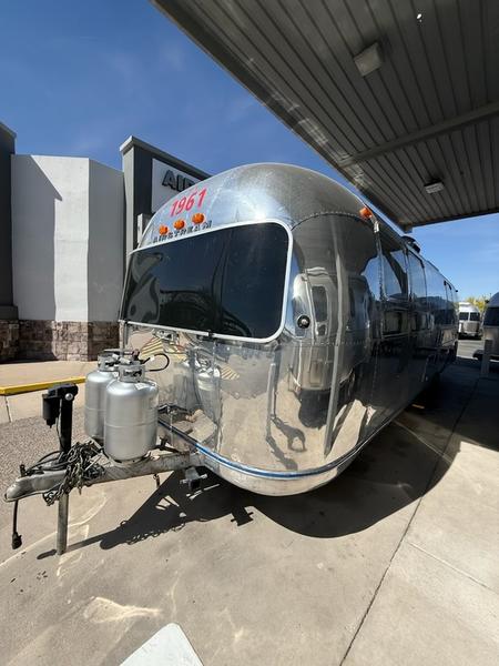 1972 Ambassador 29' photo 2